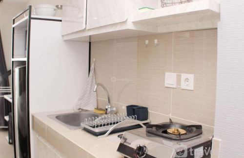 Cikarang Apartment | Cozy Stay and Tranquil Studio at Vasanta Innopark Apartment By Travelio