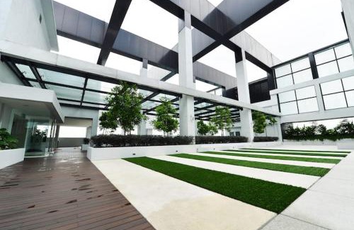 Petaling Jaya Apartment | Cozy Stay - Atria Sofo in Damansara Jaya