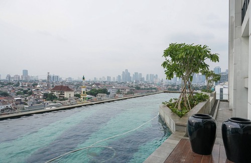 Mampang Prapatan Apartment | Cozy Stay Studio Apartment at Nine Residence