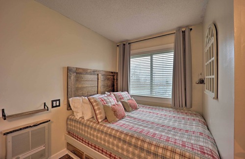 Banner Elk Apartment | Cozy Studio 2 Miles to Beech Mountain Ski Resort!