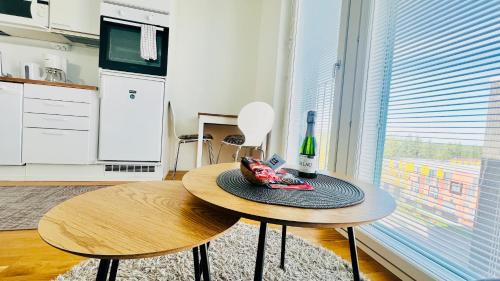 Vantaa Apartment | Cozy studio apartment 6 mins by Train to Airport