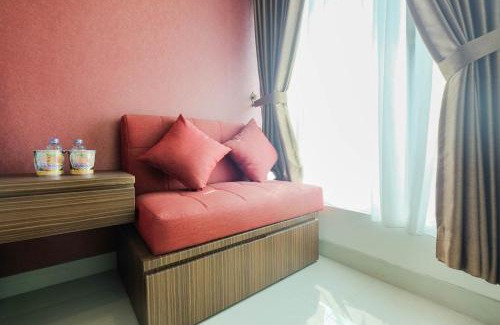 Pekayon Jaya Apartment | Cozy Studio Apartment at Grand Kamala Lagoon By Travelio