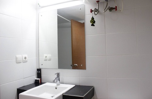 Hegarmanah Apartment | Cozy Studio Apartment at Beverly Dago Residence