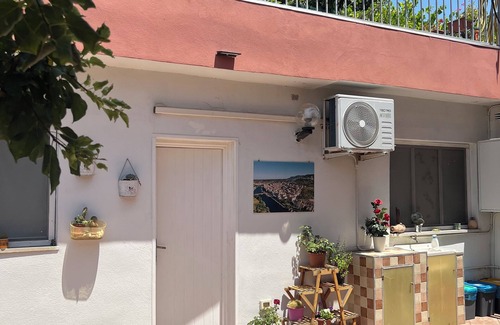 Bosa Historic Centre Apartment | Cozy studio apartment center Bosa