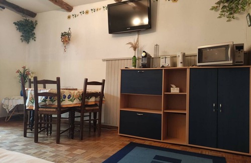 Le Sauze Apartment | Cozy studio at the foot of the slopes with terrace
