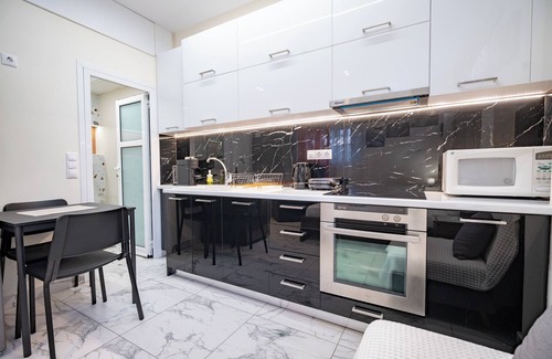 Vyronas Apartment | Cozy Studio at Vyronas for 2 pers by MPS