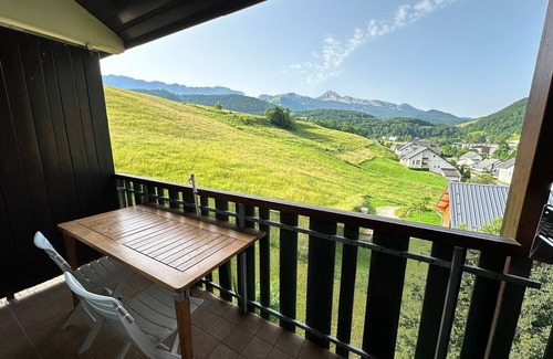 Villard-de-Lans Apartment | Cozy studio cabin with balcony, parking - Villard-de-Lans