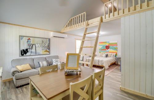 Higden Apartment | Cozy Studio Cabin about 1 Mi to Greers Ferry Lake!