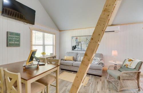 Higden Apartment | Cozy Studio Cabin about 1 Mi to Greers Ferry Lake!