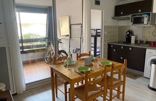 Port Leucate Apartment | Cozy Studio Cabine in Port Leucate - Steps from Beach, Sleeps 4, Parking, Bicycles Included