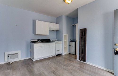 Studio City Apartment | Cozy Studio City Studio Single