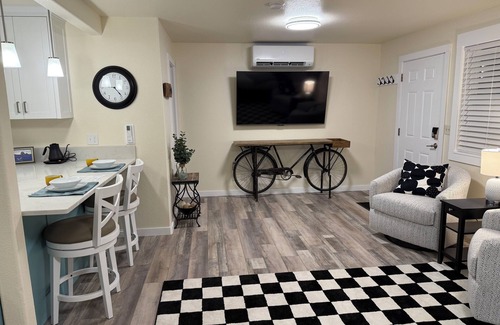 College Place Apartment | Cozy studio close to Walla Walla University and Roger’s Bakery.