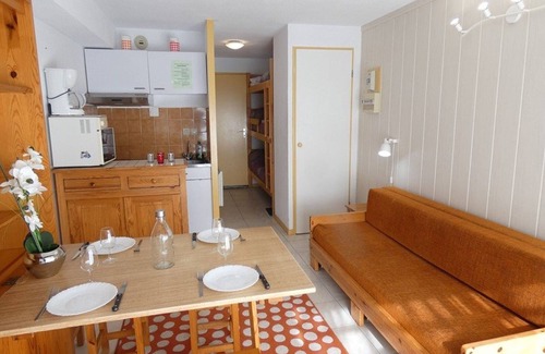 Saint-Lary-Soulan Apartment | Cozy studio for 4 in Saint-Lary-Soulan, balcony, near slopes