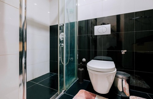 Merter Apartment | Cozy Studio Flat w Balcony 10 min to Marmara Forum