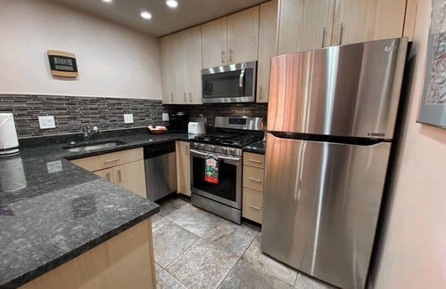 Downtown Park City Apartment | Cozy Studio - Heart of Downtown w/Rooftop Views!