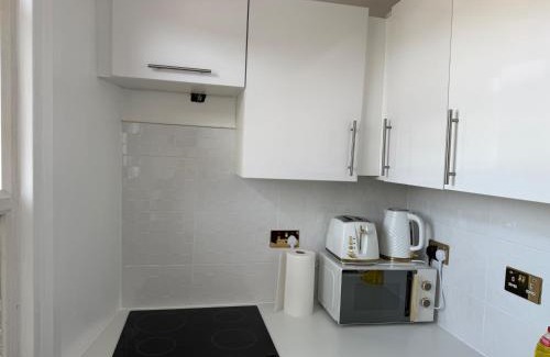 Selhurst Apartment | Cozy Studio in Croydon City Center