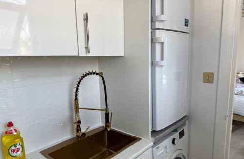 Selhurst Apartment | Cozy Studio in Croydon City Center