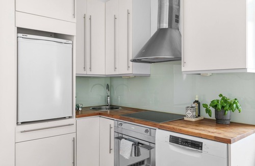 Ullanlinna Apartment | Cozy Studio in Elegant Ullanlinna