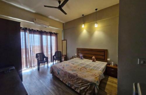 Greater Noida Apartment | Cozy studio