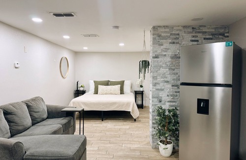 Eastern Division Apartment | Cozy studio in Laredo Tx