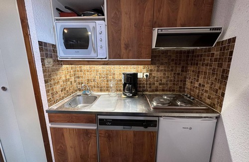 Meribel Apartment | Cozy Studio in Méribel - Near Slopes and Shops