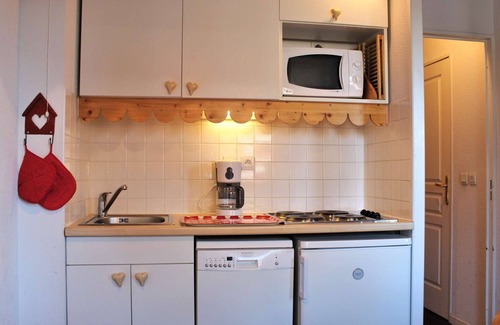 Risoul Apartment | Cozy Studio in Risoul 1850, Ski-In/Ski-Out, Pool, Sauna, & Free WiFi