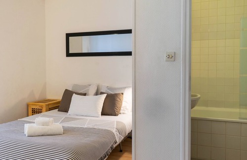 Thabor - Saint-Helier Apartment | Cozy studio Le Châteaudun