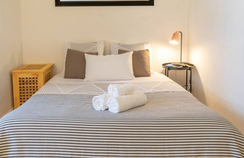 Thabor - Saint-Helier Apartment | Cozy studio Le Châteaudun