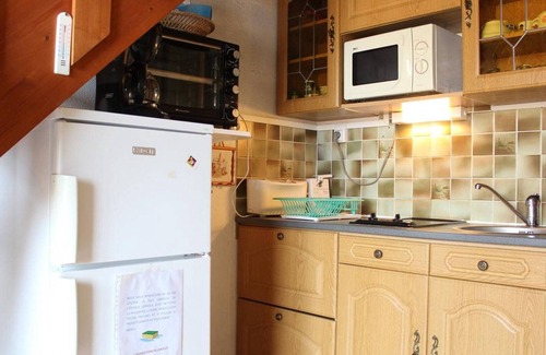 Port-la-Nouvelle Apartment | Cozy Studio Loft with A/C, Terrace, Near Beach & Shops – Sleeps 4