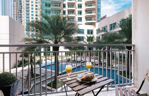 Downtown Dubai Apartment | Cozy Studio Near Burj Khalifa Sleeps 3