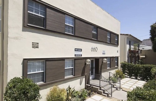 La Brea Apartment | Cozy studio near LACMA