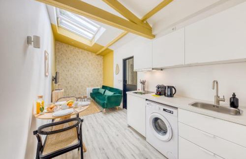 Palaiseau Apartment | Cozy studio near RER B