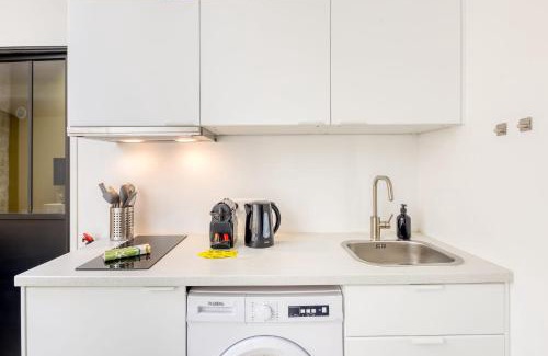 Palaiseau Apartment | Cozy studio near RER B