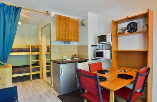 Bernex Apartment | Cozy Studio Near Ski Lifts and Hiking Trails