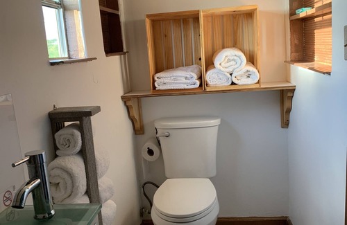 Estate Work and Rest House | Cozy Studio near restaurants, laundry, shopping center, and beach.
