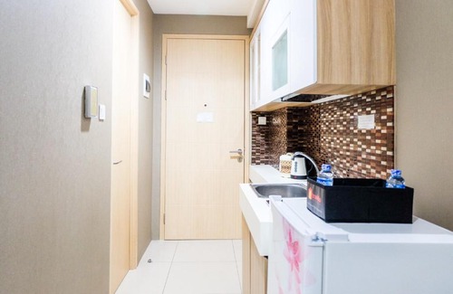 Serpong Apartment | Cozy Studio Tree Park Apartment near ICE BSD By Travelio