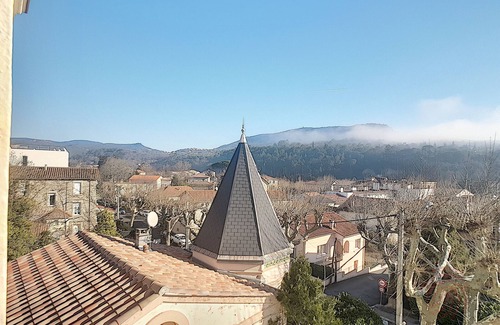 Lamalou-les-Bains Apartment | Cozy Studio with Balcony, Near Thermal Baths & Town Center, Pet-Friendly, Wi-Fi Included