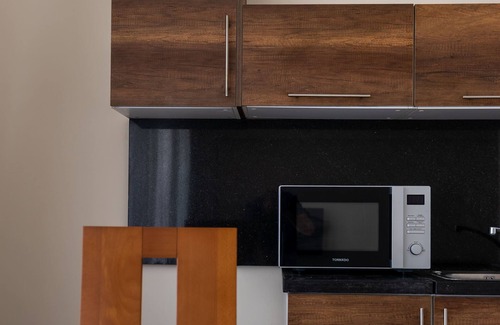 6th of October City Apartment | Cozy studio with WiFi and AC in serene Giza Governorate
