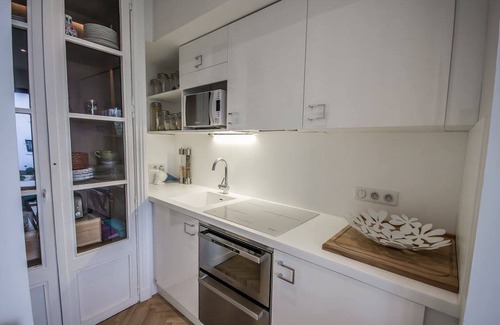 Royan Apartment | COZY STUDIO WITH GARDEN