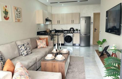 Ain Harrouda Apartment | Cozy studio with great pool views