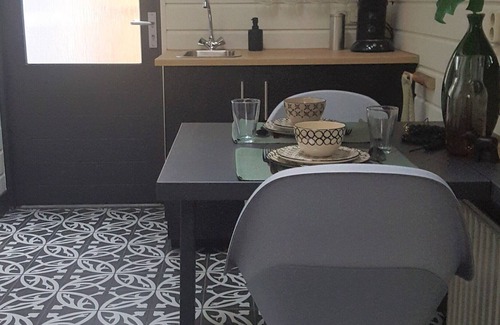 Elst Bed & Breakfast | Cozy studio with jacuzzi and beautiful view