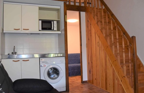 Gruissan Apartment | Cozy Studio with Mezzanine, Terrace, Pool Access & Parking, 300m from Grazel Beach