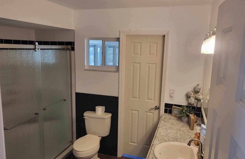 Summerfield Apartment | Cozy studio with Private entrance near The Villages, pet friendly