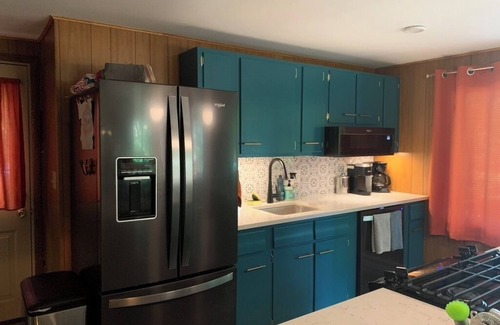 Pocono Pines Ski Chalet | Cozy, Stylish 3-Bedroom Mid-Century Chalet in Pocono Pines' Lake Naomi