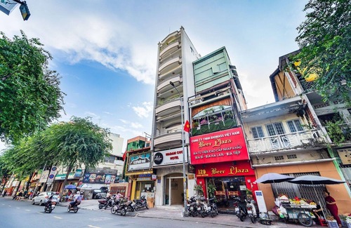 Downtown Ho Chi Minh City House | Cozy & Stylish Getaway in Heart of Vietnam