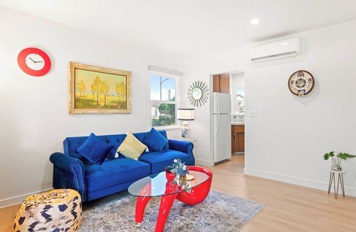 El Monte House | Cozy & Stylish Home Spacious, Fully Equipped Stay