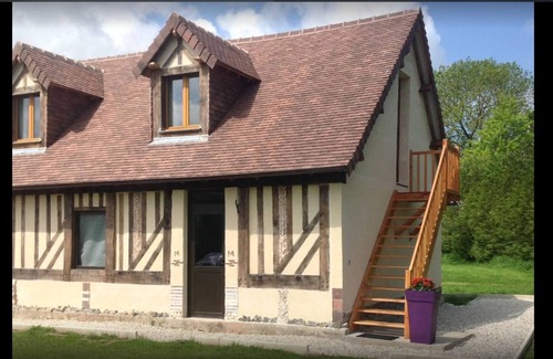 Saint-Etienne-la-Thillaye House | Cozy suite, spacious and quiet. Ideal location