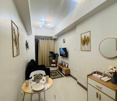 Barangay 76 Apartment | Cozy Suite near Mall of Asia