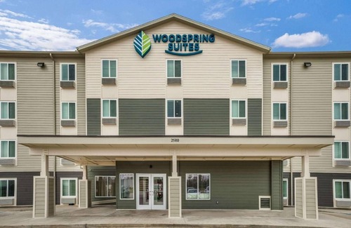 Sulphur Apartment | Cozy Suites with Kitchens
