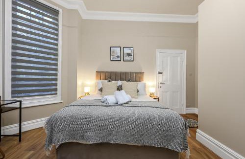 Clapton Apartment | Cozy Sunlit Studio with Kitchenette